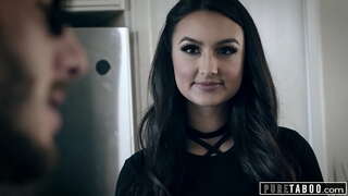 Eliza Iborra Xo'rozga Muhtoj Yurist Eliza Iborra Xo'rozga Muhtoj Yurist