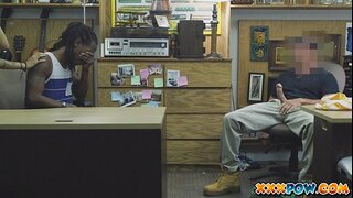 Kabus uyab motan-aw sa iyang kaugalingong mga GF pagkuha giiyot!