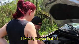 Анал на улице